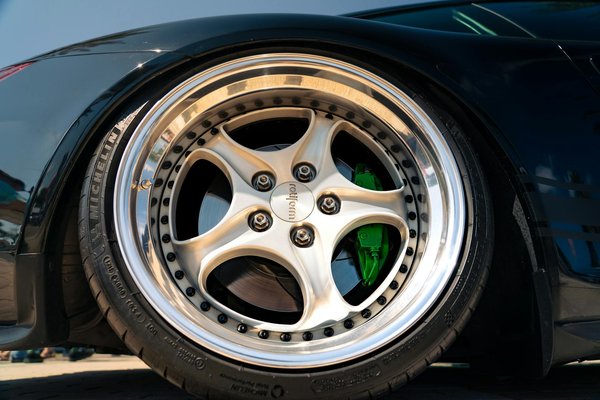 Les cuisines des salons de la moto: gastronomie et moto